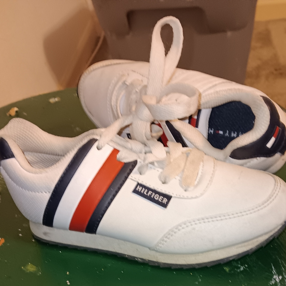Kids shoes like new clean and sharp